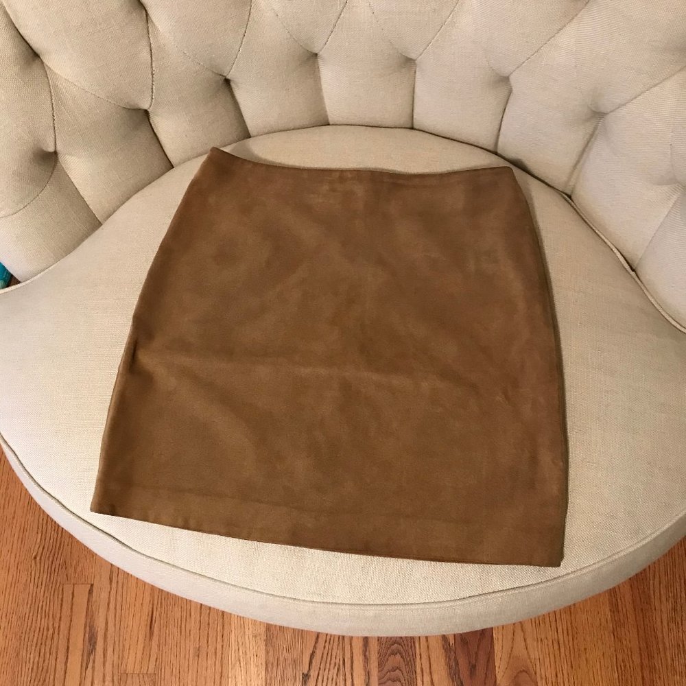 Banana Republic Tan Suede Mini Skirt, Size 2